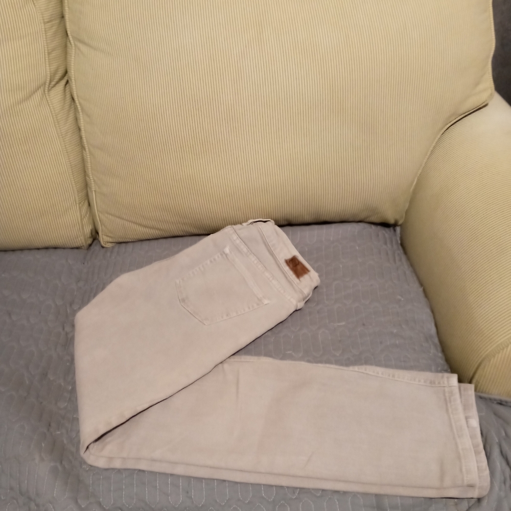 Bullhead Jeans - Picture 2 of 7